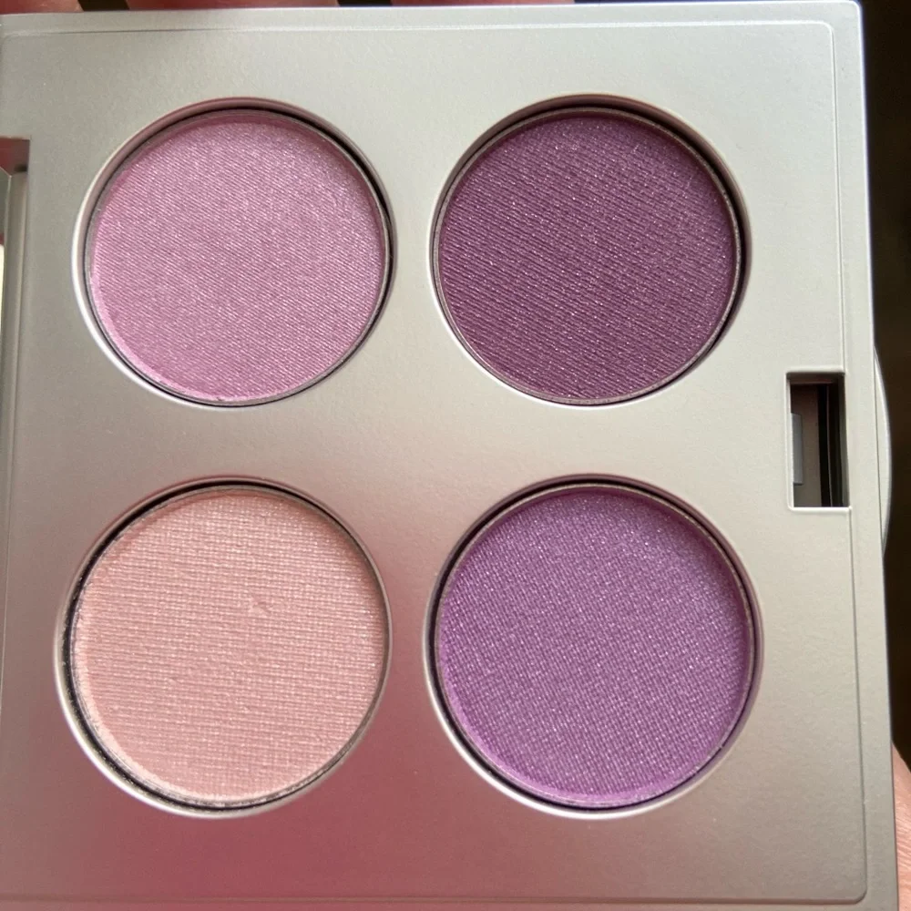 New in Box Stila Eyeshadow Quad in Montmartre Discontinued .15 oz.